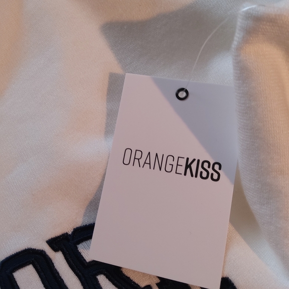 New York Ladies V-Neck Sweater - White and Navy - Picture 8 of 8